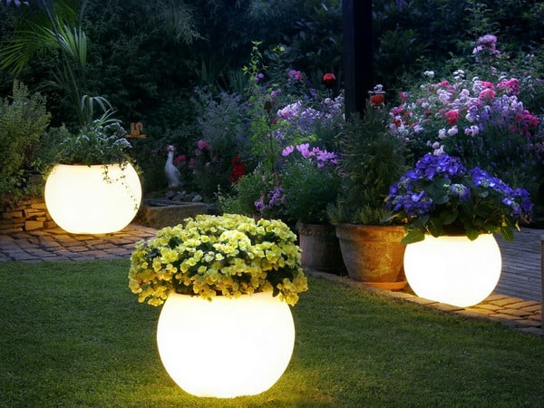 Eclairage de jardin : pose et sécurité - Luminaire exterieur
